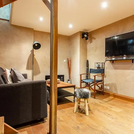 Cmg Hopital St Louis/ Belleville Apartment Paris